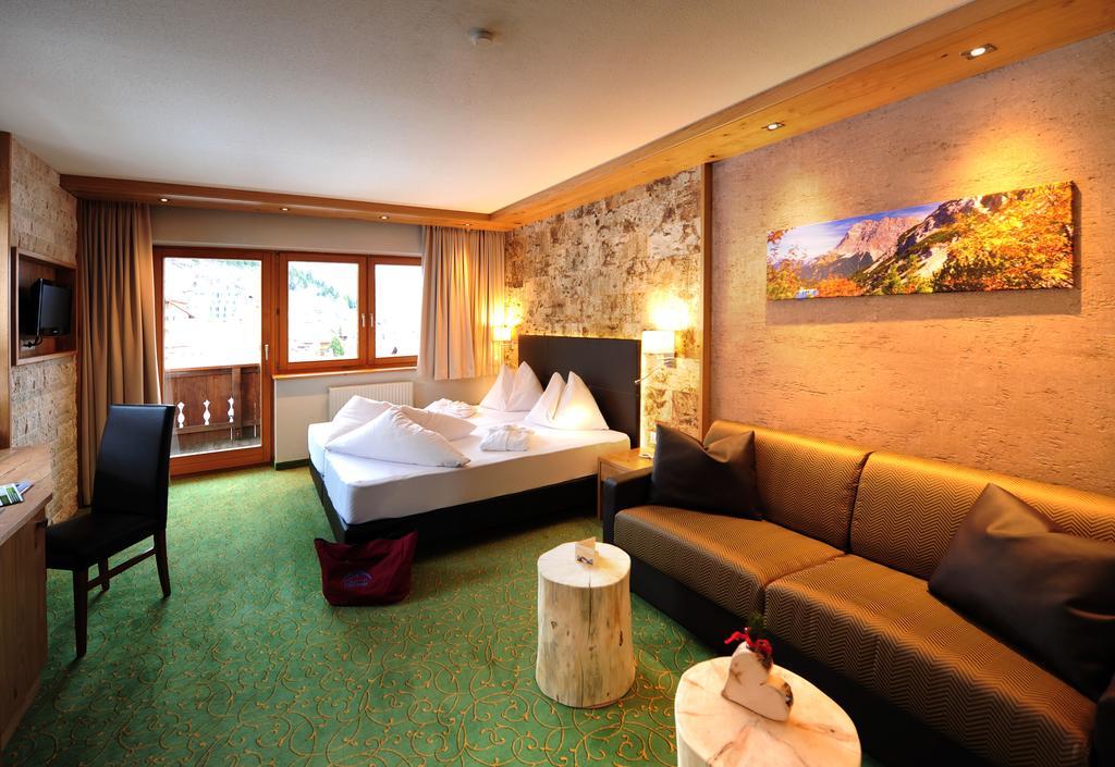 لاديس Hotel Panorama الغرفة الصورة